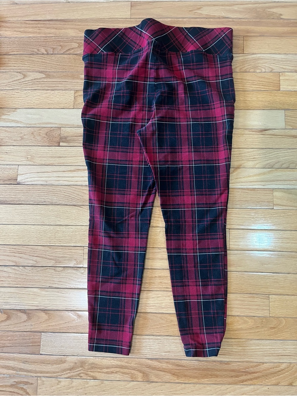 torrid plaid pixie pant - Picture 5 of 6
